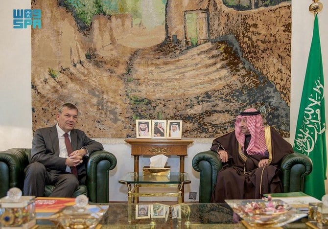 نائب وزير الخارجية السعودي يستقبل المفوض العام للأونروا
