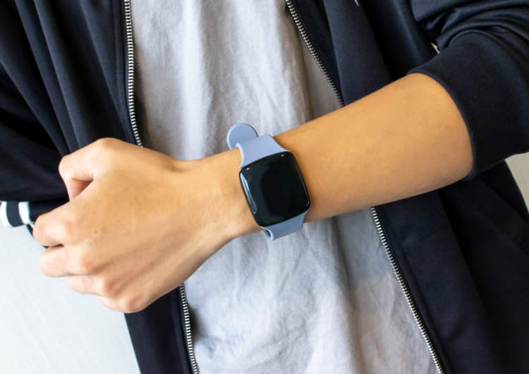 Stone Watch.. أغبى ساعة ذكية في العالم