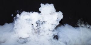 كيفية صنع الثلج الجاف في المنزل