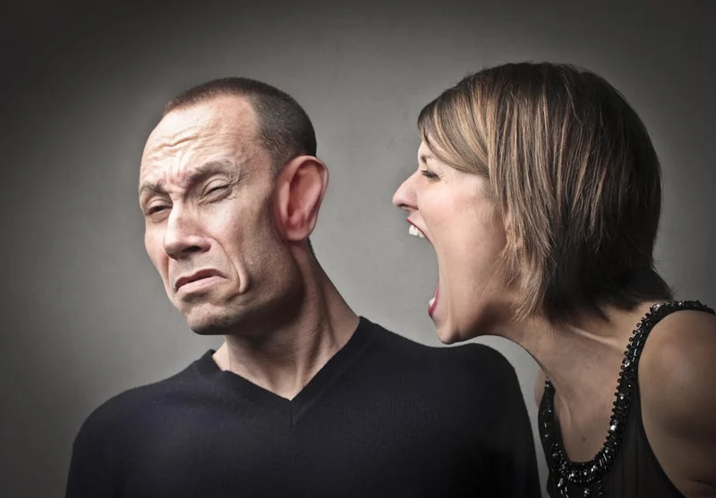 كيفية التعامل مع الزوجة (النكدية)
